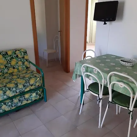 Apt 2 Tenuta Le Palme Semesterbostad Castiadas
